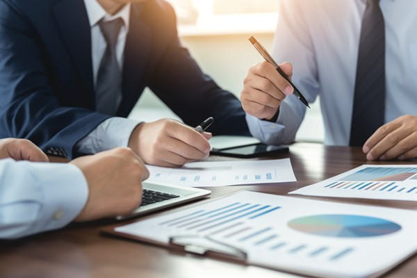 如何利用大數據驅動企業(yè)戰(zhàn)略決策？