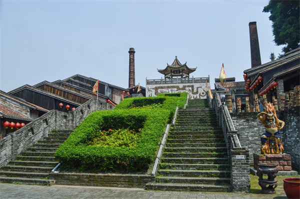 管理咨詢?cè)诜鹕街圃鞓I(yè)轉(zhuǎn)型升級(jí)中扮演何角色？