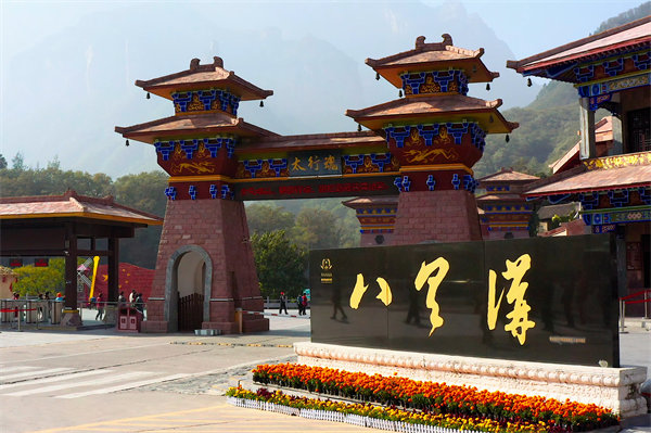 新鄉(xiāng)戰(zhàn)略咨詢公司如何助力企業(yè)精準(zhǔn)定位市場方向？