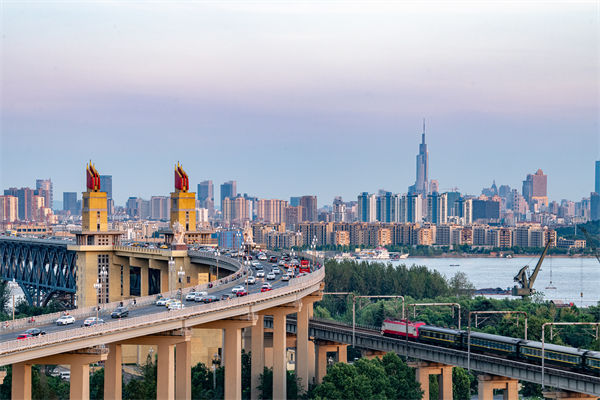 年度目標(biāo)總落空，南京年度經(jīng)營(yíng)計(jì)劃咨詢公司如何精準(zhǔn)規(guī)劃增長(zhǎng)路線？