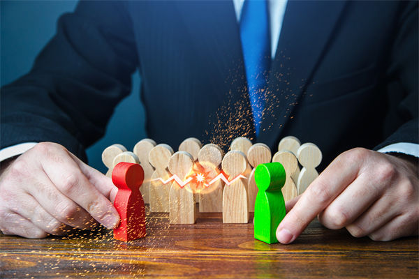 新老業(yè)務(wù)沖突不斷，企業(yè)戰(zhàn)略管理如何平衡布局？
