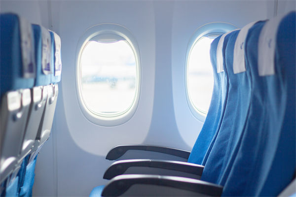 航空公司故意調低溫度賣毛毯？企業(yè)有何營銷啟示？