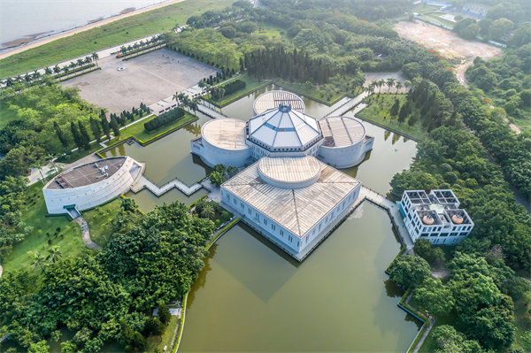 企業(yè)管理遇困想找?guī)褪?，東莞管理咨詢公司排名能指路嗎？